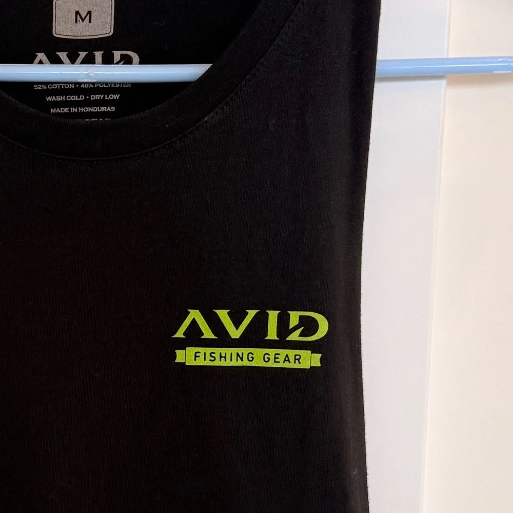 Avid Fishing “On the Rocks” black crop tank Medium NEW - Picture 7 of 7